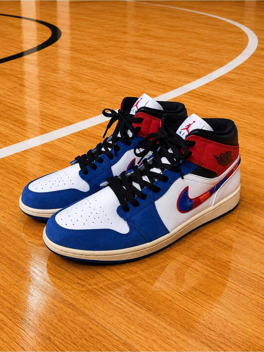 Air Jordan 1 Mid Multi-Color Swoosh | Size 11 | 852542-146 - Picture 2 of 6